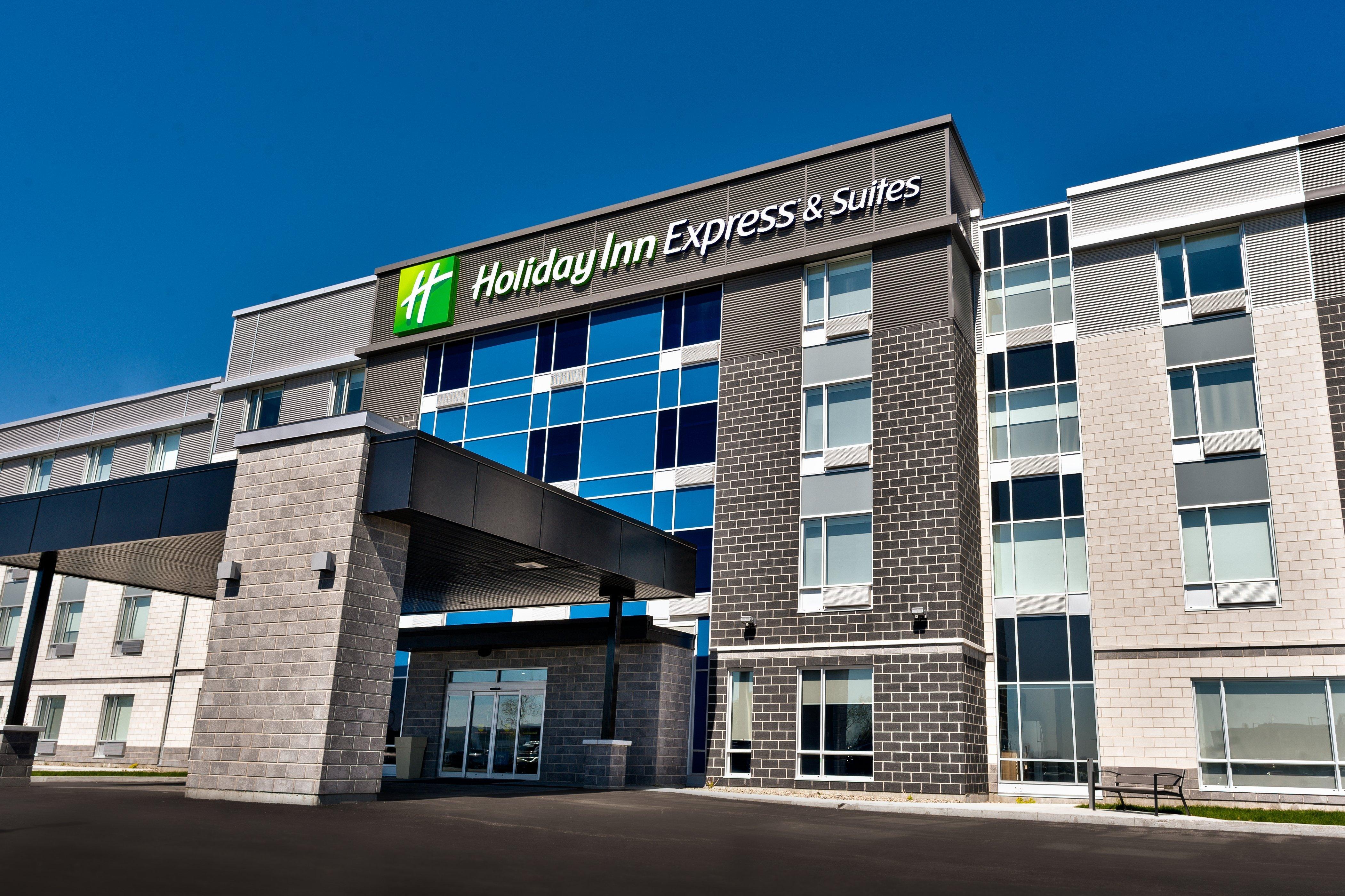 Holiday Inn Express & Suites - Trois Rivieres Ouest By Ihg Zewnętrze zdjęcie