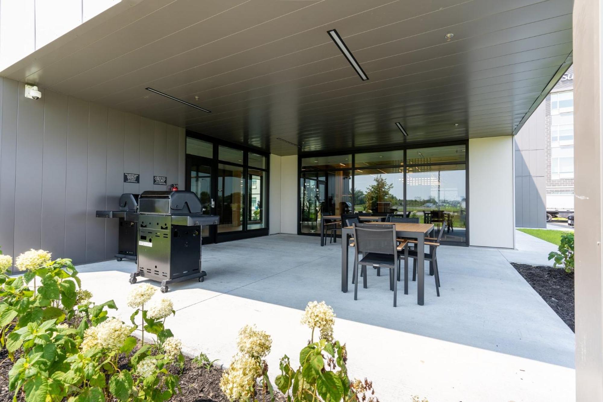 Holiday Inn Express & Suites - Trois Rivieres Ouest By Ihg Zewnętrze zdjęcie