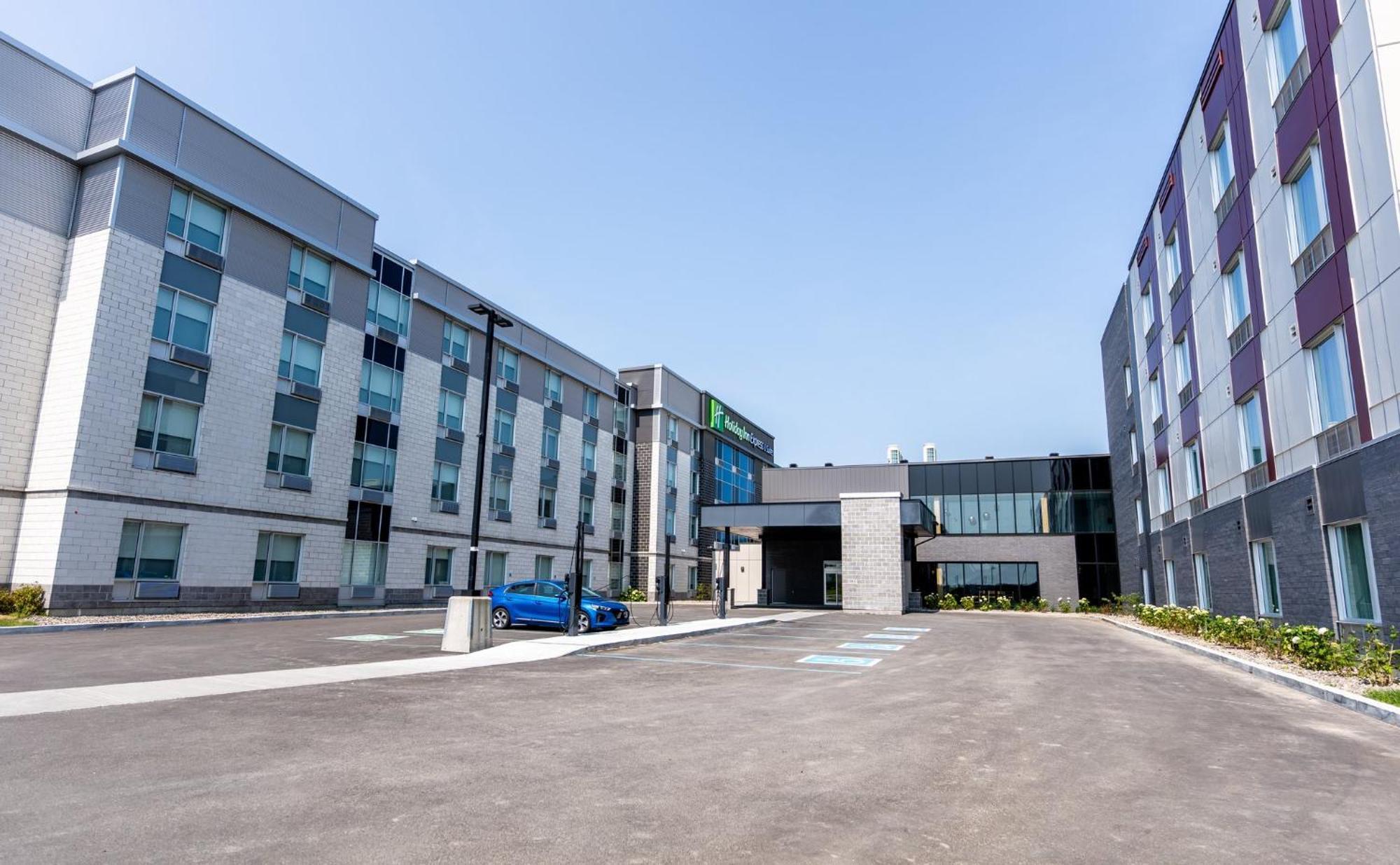 Holiday Inn Express & Suites - Trois Rivieres Ouest By Ihg Zewnętrze zdjęcie