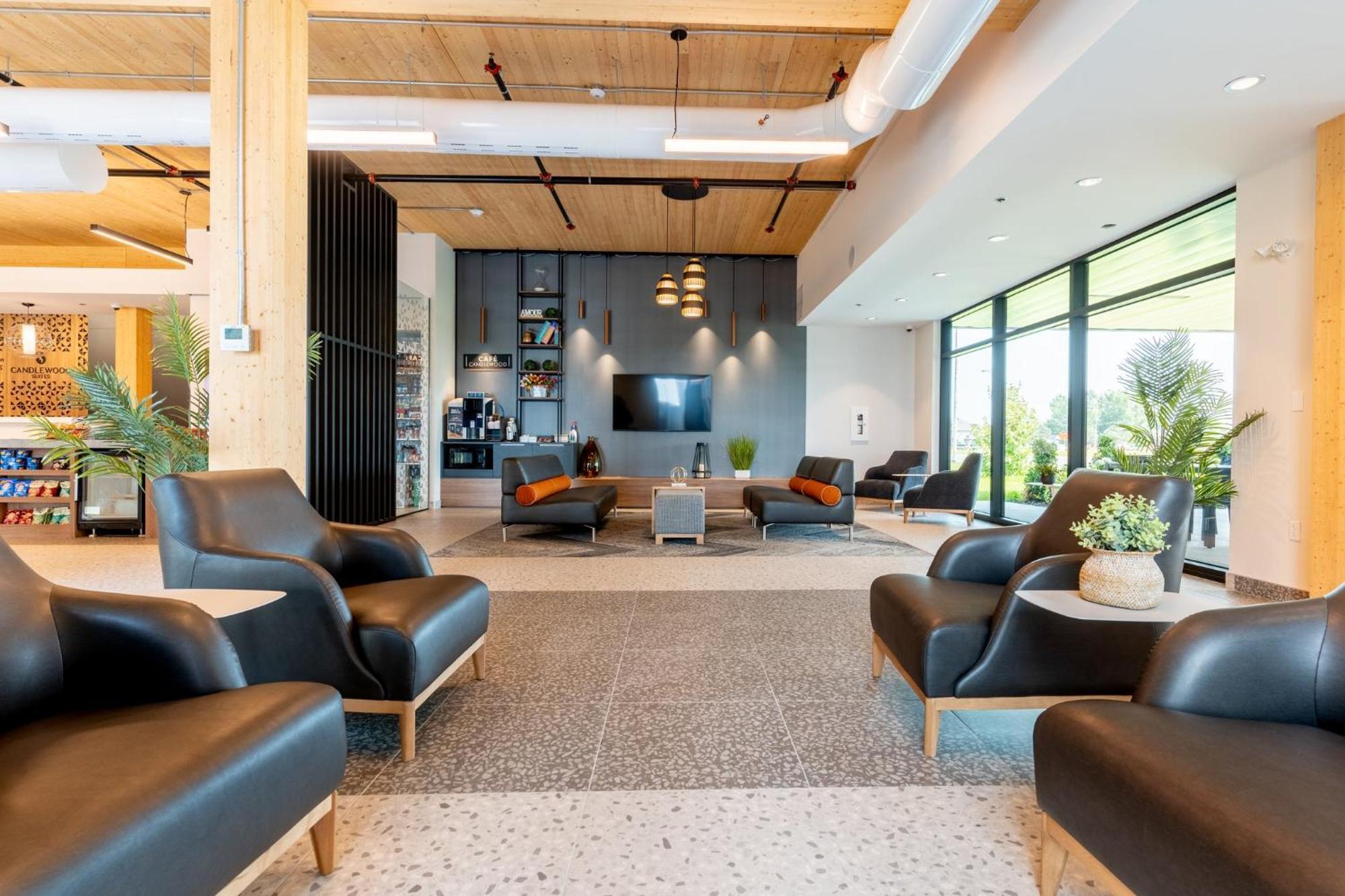 Holiday Inn Express & Suites - Trois Rivieres Ouest By Ihg Zewnętrze zdjęcie